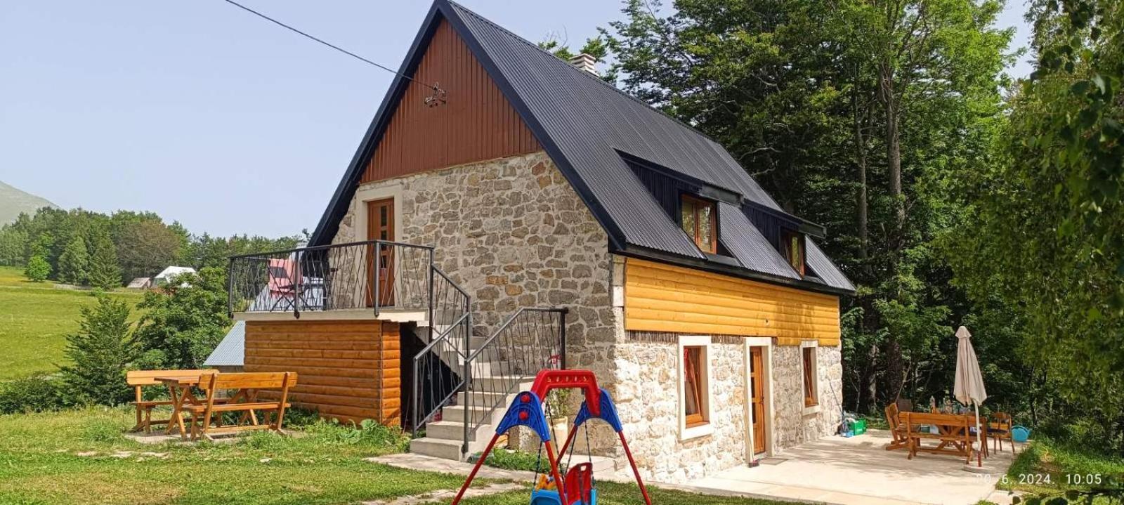 Mountain Inn Žabljak Exteriör bild